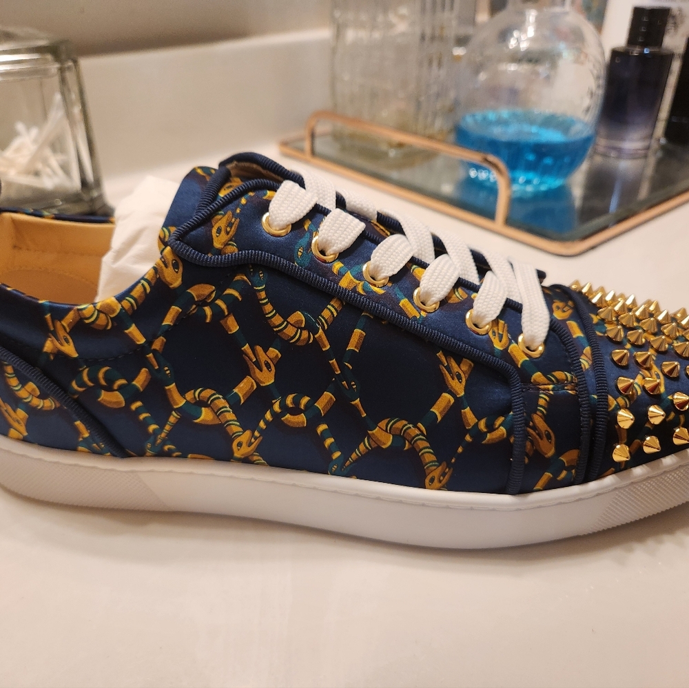 Christian louboutin Size 44